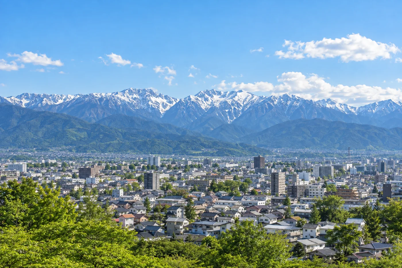 北アルプスの山並み(イメージ)